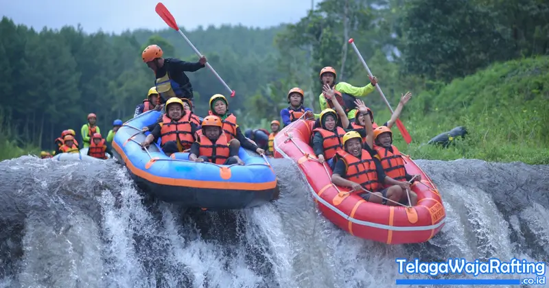 Meluncur dari DAM 4 m
